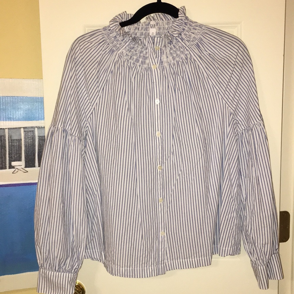 GAP High-Collar Button Down Shirt